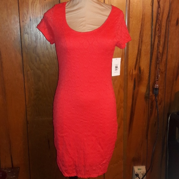 Isaac Mizrahi Dresses & Skirts - New Isaac Mizrahi Dress Size Meduim